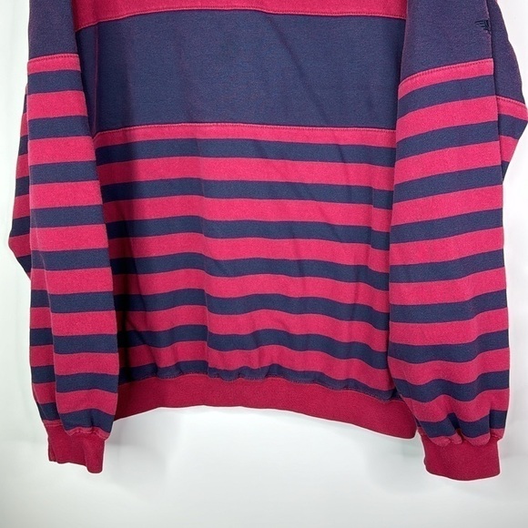 Vintage Dockers Red Blue Striped Crewneck Sweatshirt Size Medium - Picture 3 of 10